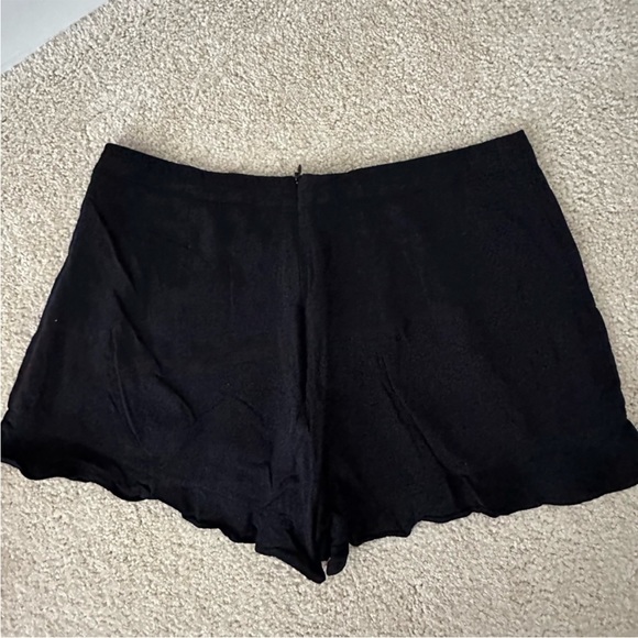 Altar'd State Women's Lightweight Ruffled Skort - Picture 4 of 6